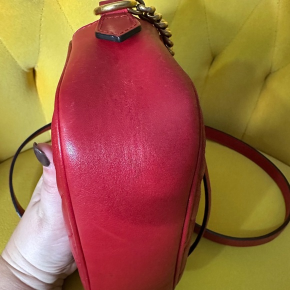 Gucci Mini GG Marmont Crossbody Bag - Picture 3 of 16